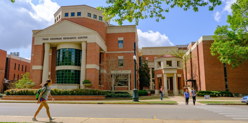 Photo of Thad Cochran Research Center, School of Pharmacy